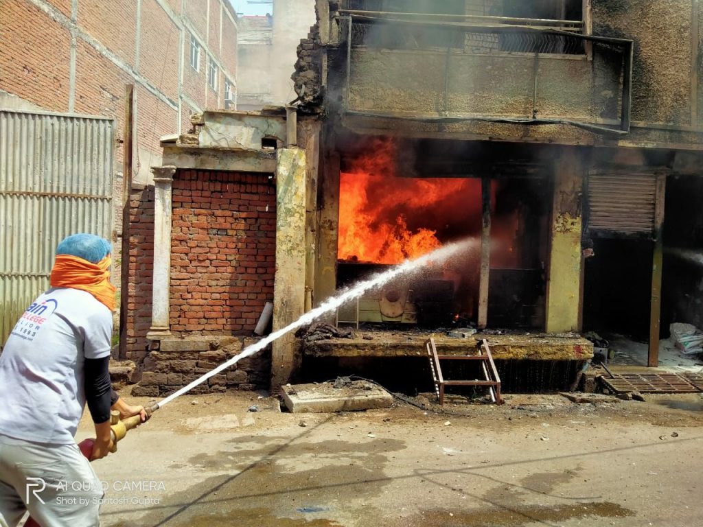 7 people died in fierce fire in gwalior